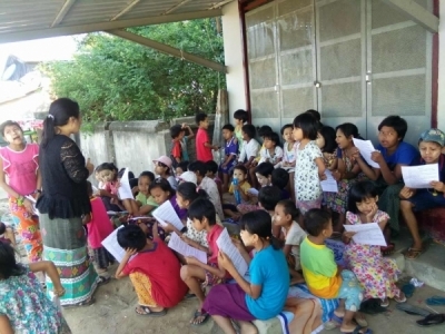 Myanmar Missionary Teach Bible for Street Children, Brings Hope