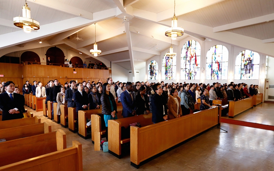 New York Retreat Concludes: Knowing the Lord's Love Through the Cross