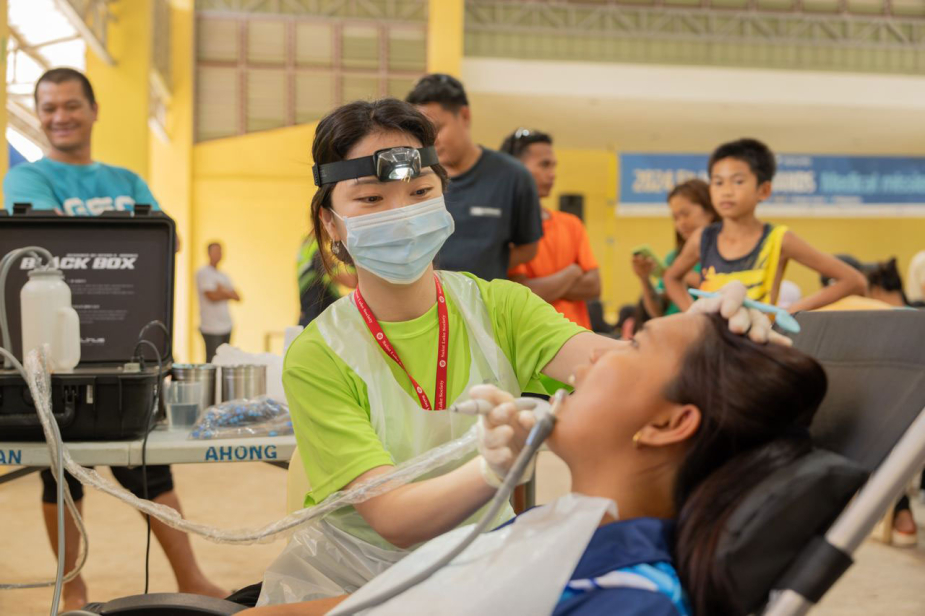 'Healing Hands' Medical Mission in Philippines